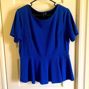 Blue/black houndstooth top